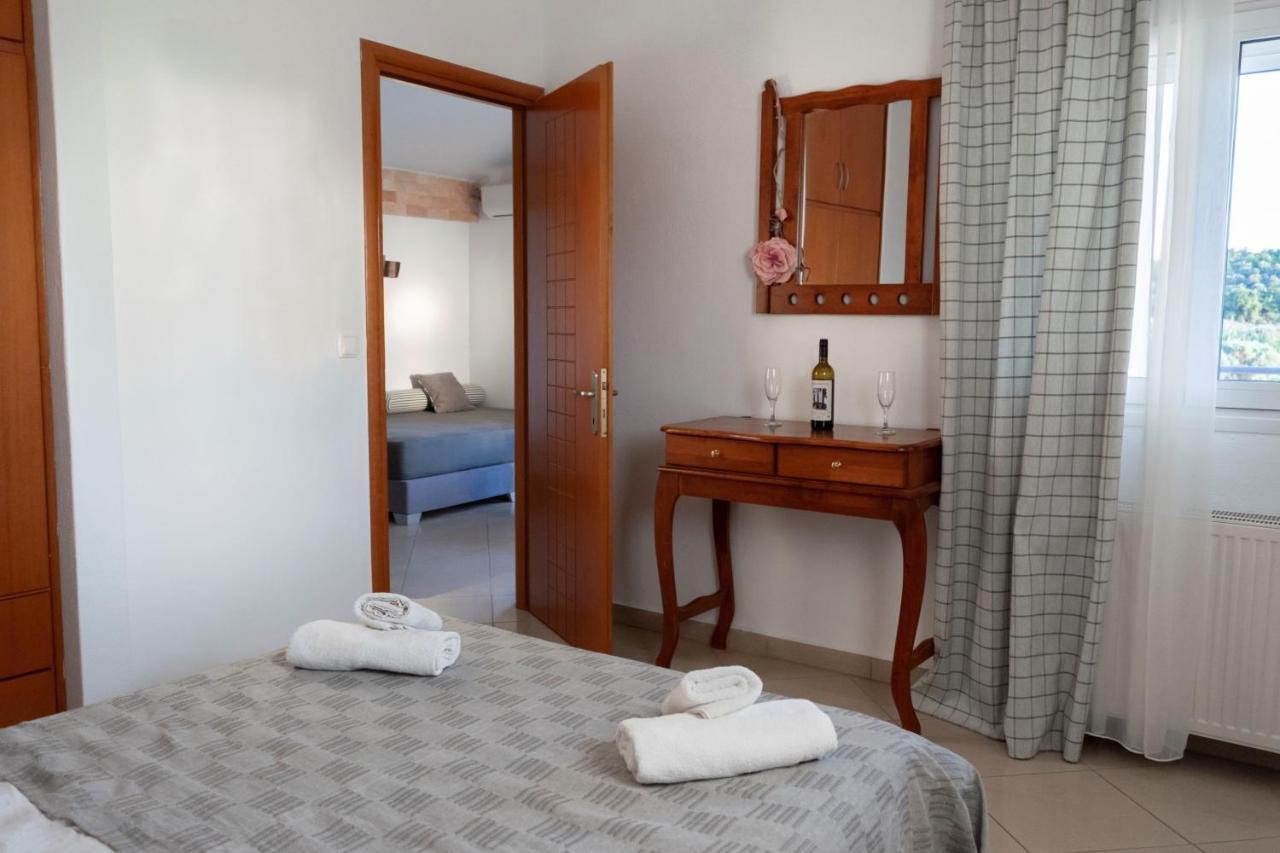 Kapahi Seaview Hotel Apartments Potos Ngoại thất bức ảnh