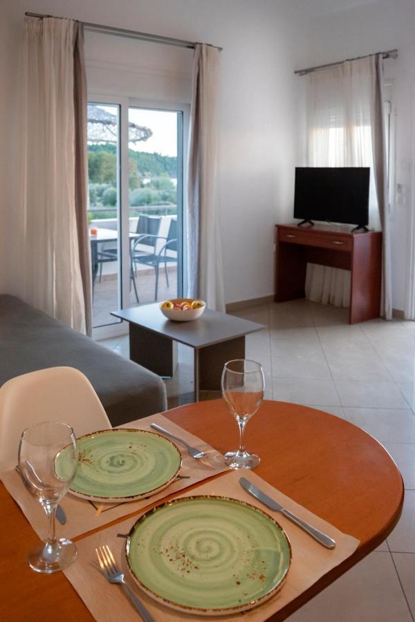 Kapahi Seaview Hotel Apartments Potos Ngoại thất bức ảnh
