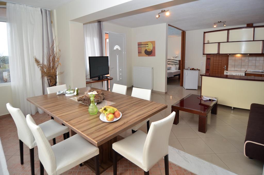Kapahi Seaview Hotel Apartments Potos Ngoại thất bức ảnh