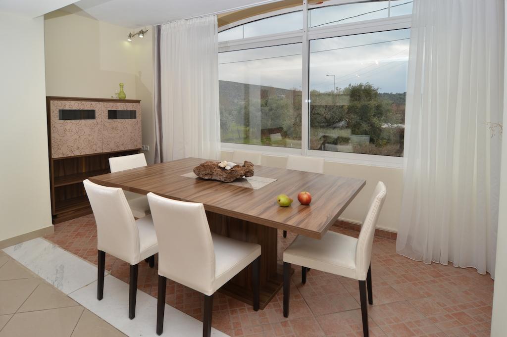 Kapahi Seaview Hotel Apartments Potos Ngoại thất bức ảnh