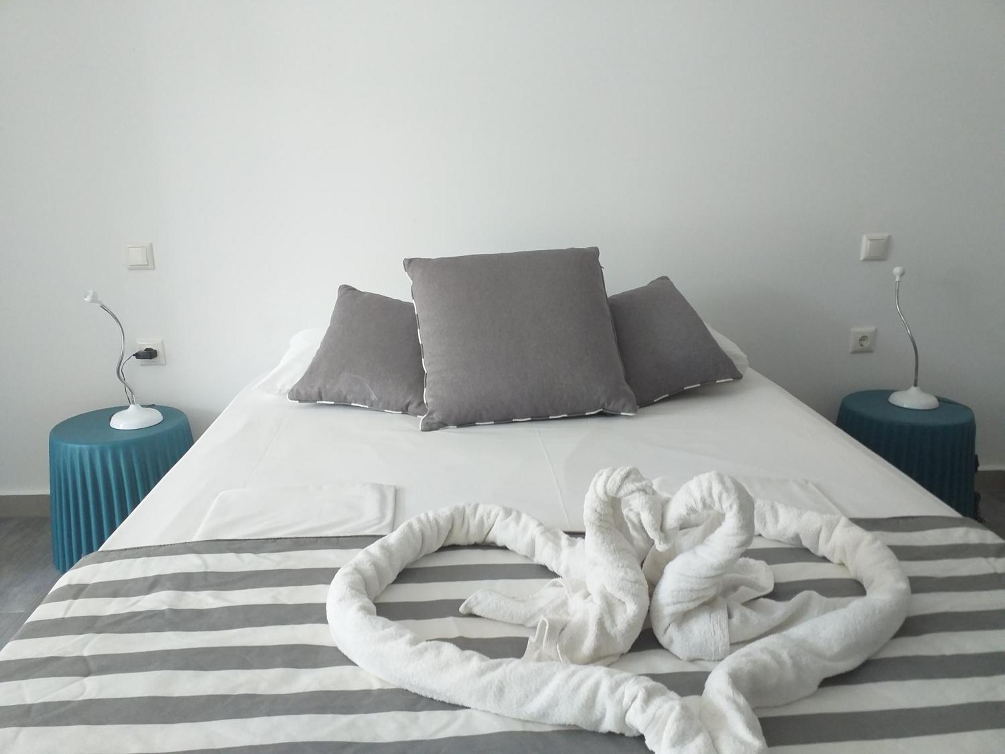 Kapahi Seaview Hotel Apartments Potos Phòng bức ảnh